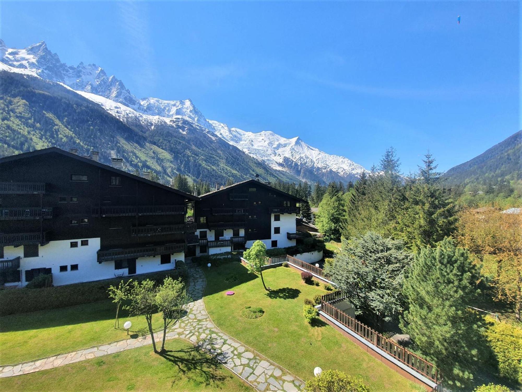 Chamonix Superbe Appartement Vue Mont Blanc ภายนอก รูปภาพ
